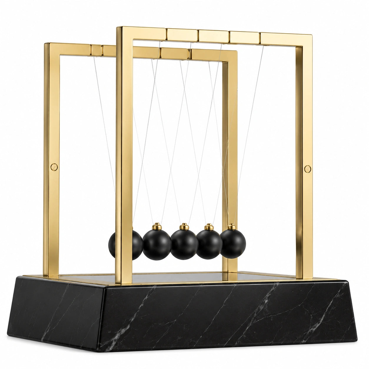 Pendule de Newton à structure dorée et base en marbre noir